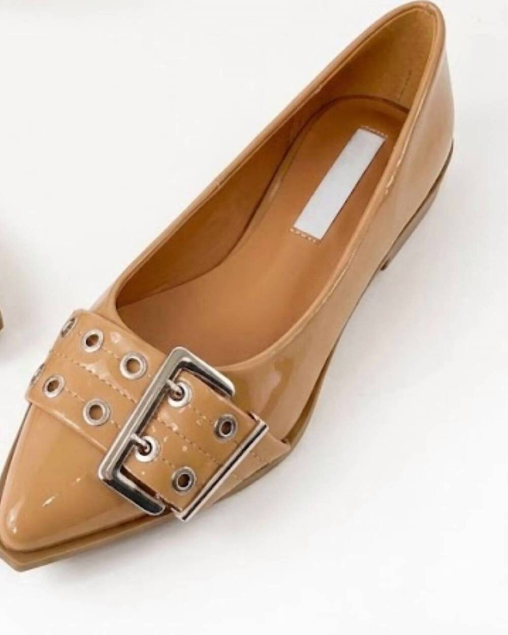 NEW CCOCCI women's rivets pointed toe slip-on flats in tan